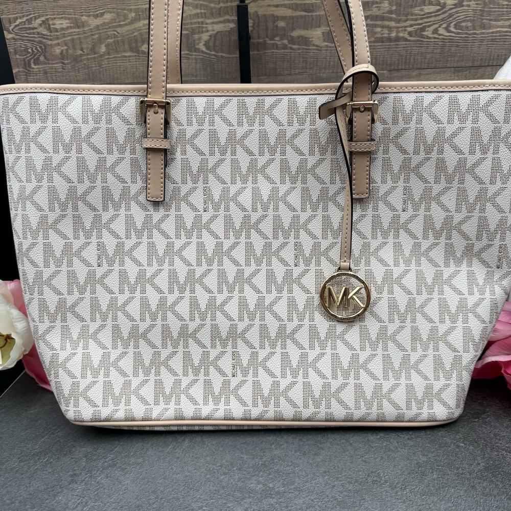 Michael Kors Jet Set Charm Large Vanilla Monogram Tote Bag Shoulder Purse - Picture 3 of 13